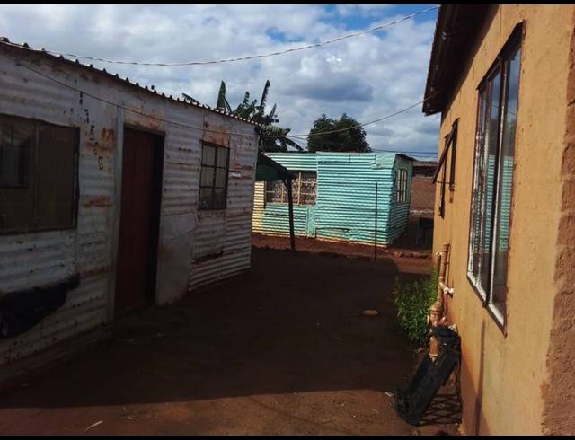 2 BEDROOM HOUSE FOR SALE IN SOSHANGUVE SOUTH